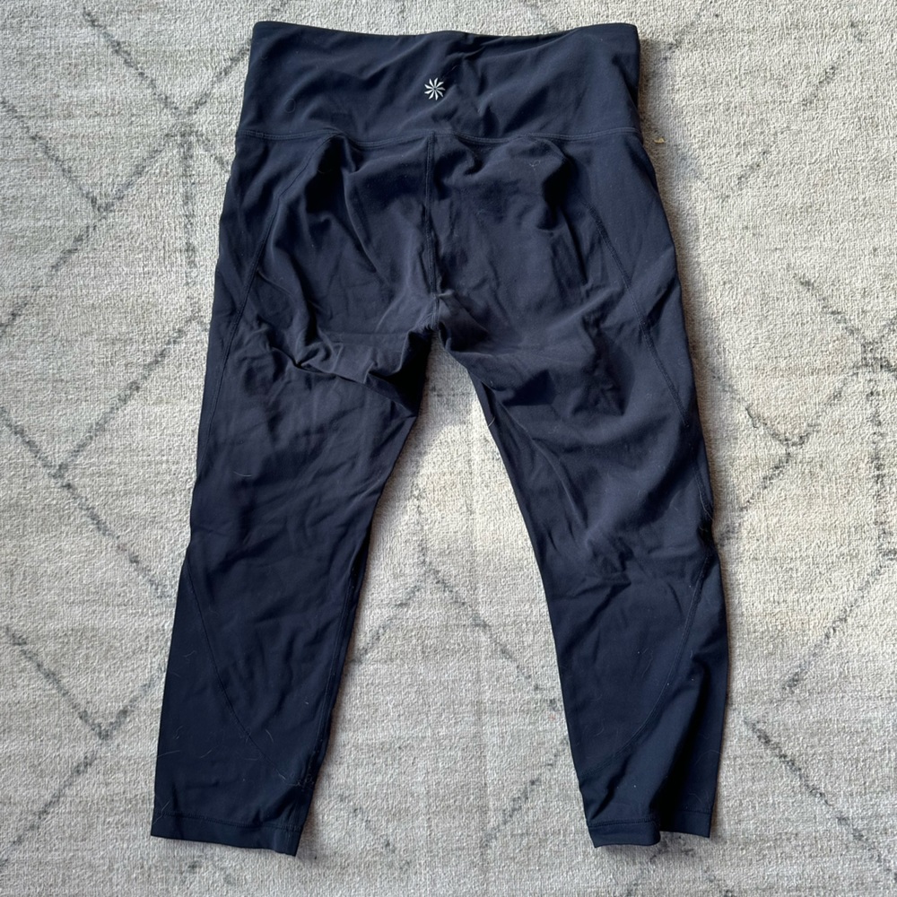 Athleta Navy Blue Salutation Capris Medium - image 2